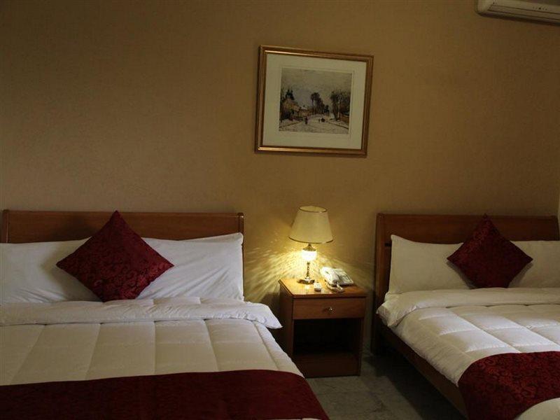The Diplomat Hotel Beirut Eksteriør billede